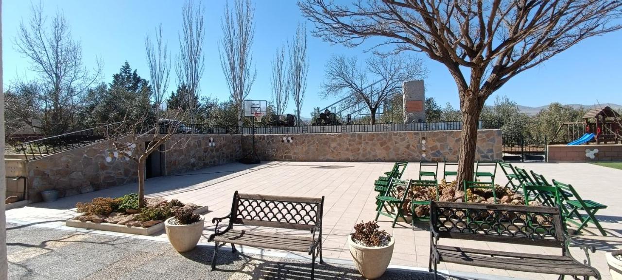 Cortijo La Torre De Caniles La Vega  Kültér fotó